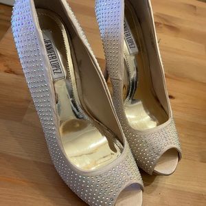 J Lo size 9 heels